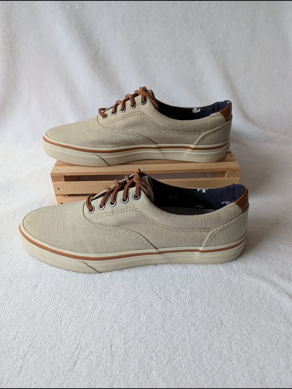 Bass Men's Canvas Sneakers